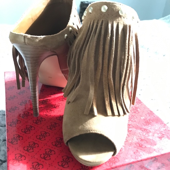 GUESS Fringe Heels - Picture 3 of 6